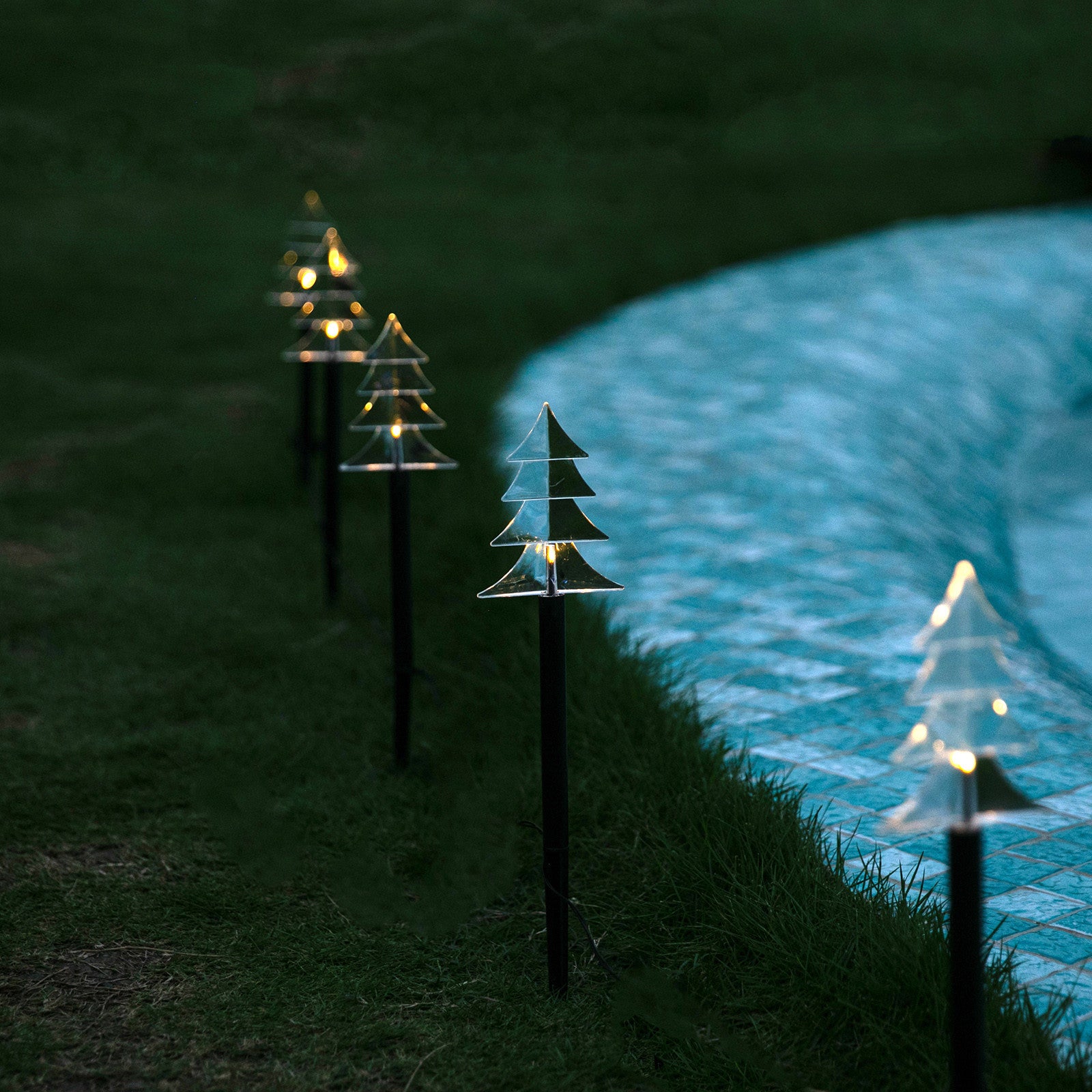 Solar Path LED Tree Warm White 5pc